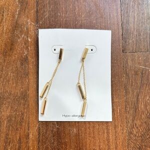 Elegant Gold Dangle Earrings